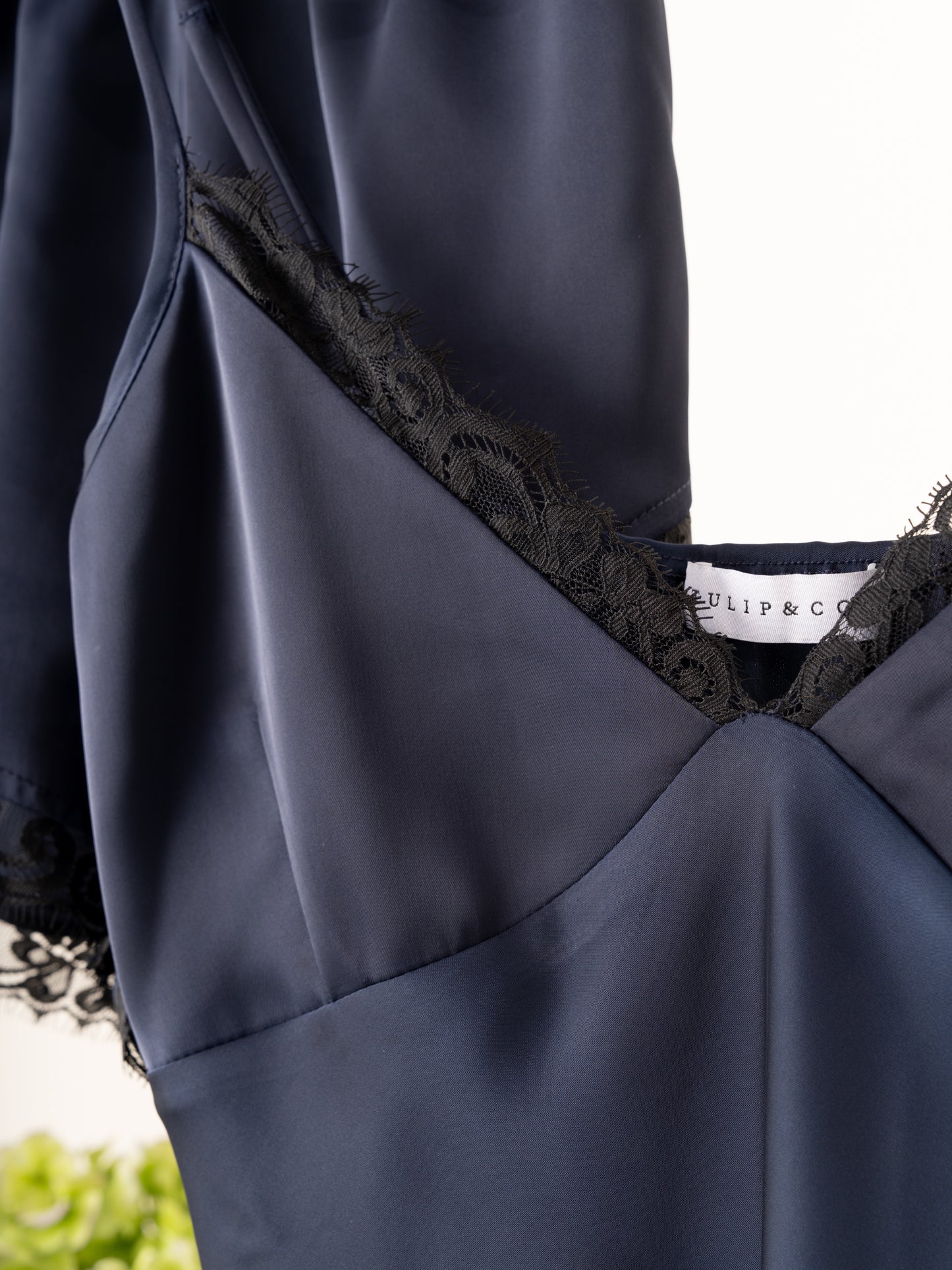 Tulip Silk Set Lunar